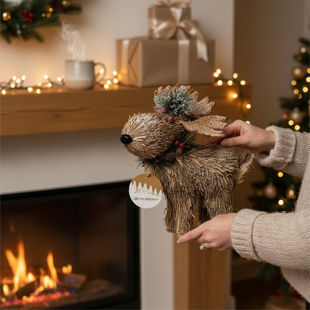Arctic Holiday Reindeer Figurine Brown NWT Straw Sisal Rustic